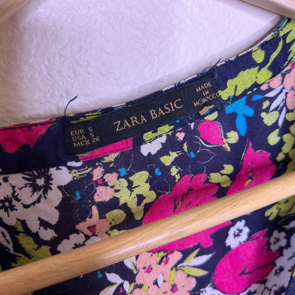 Zara Basic Floral Cotton V-neck Blouse Small - Picture 2 of 10
